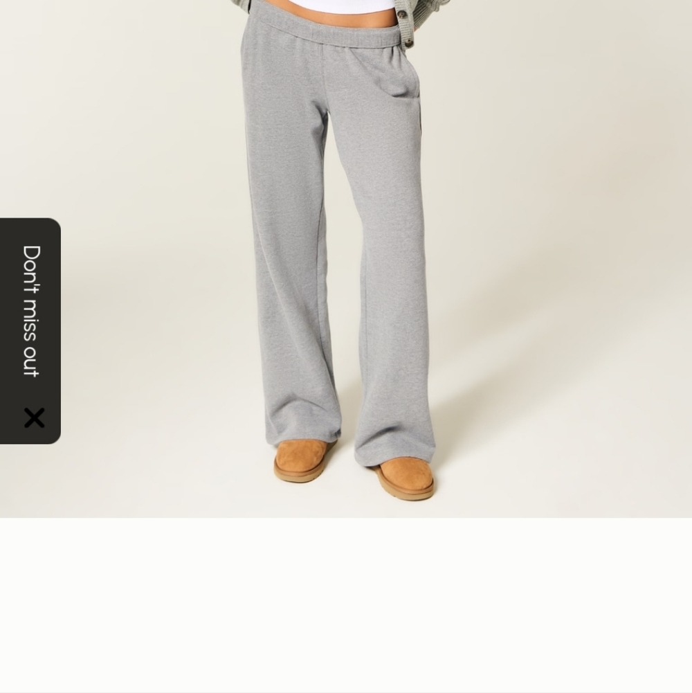 Hollister Black Wide Leg Sweat Pants - Picture 3 of 6